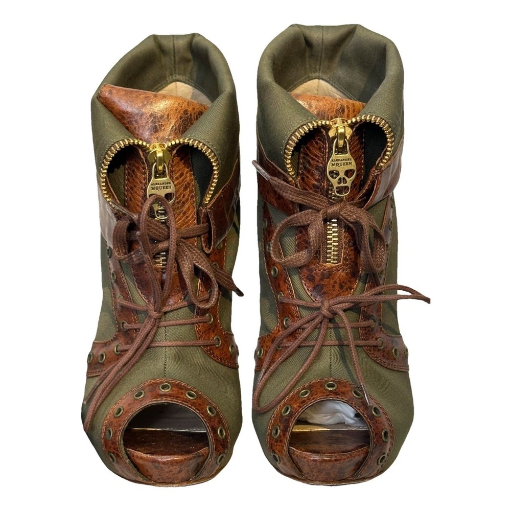 Alexander McQueen Green and Brown Lace Up Boots